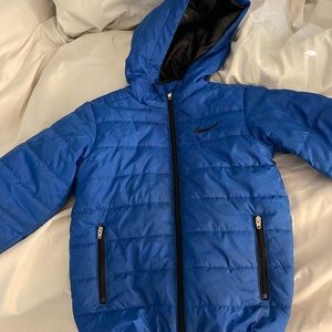 Nike coat 4t, puffer EUC